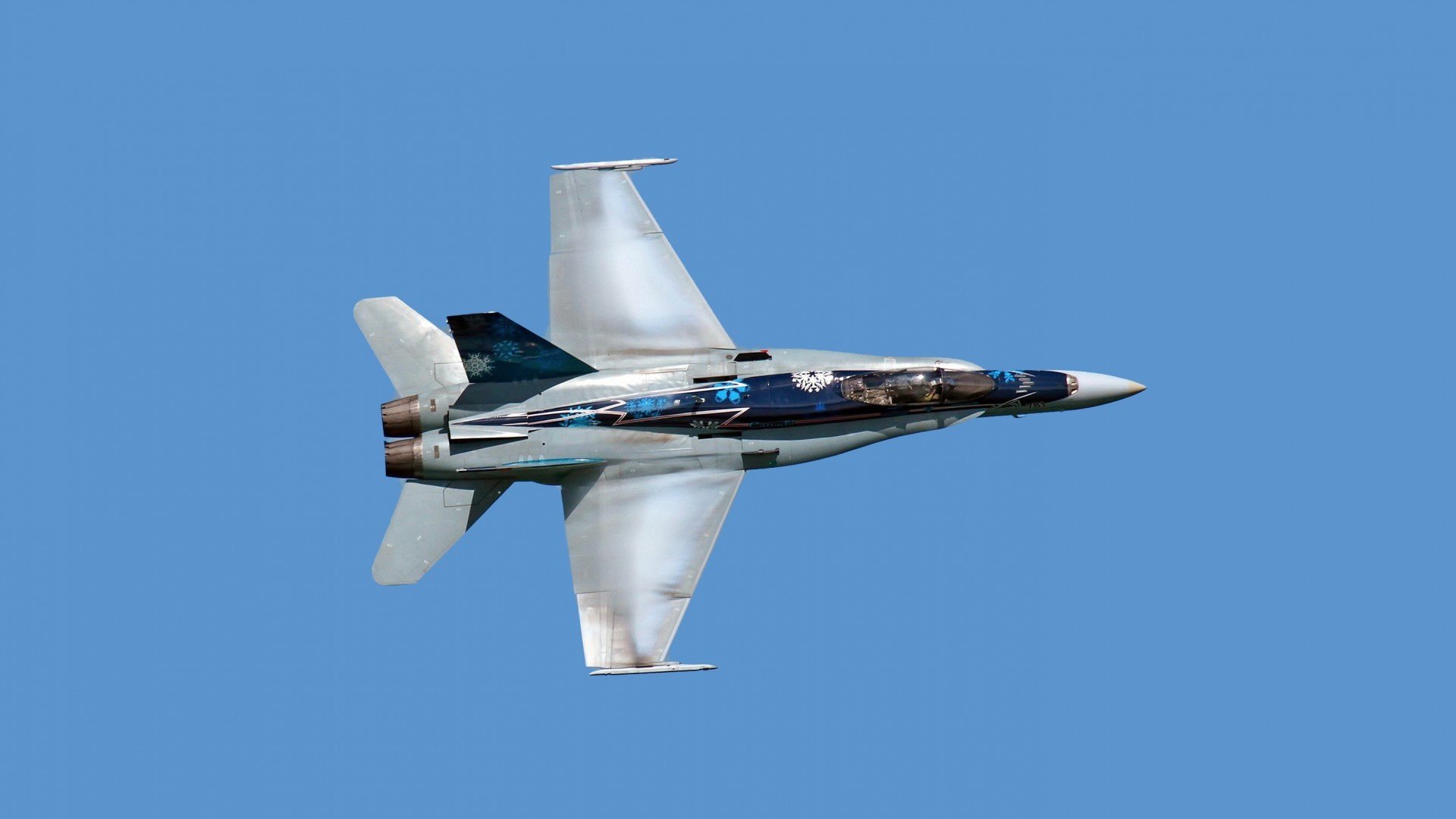 各大俱乐部战术升级，转会引援成为最佳选择，转会投入